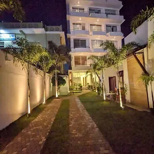 Marine At Guest house