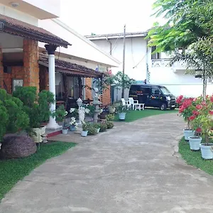 La Grande Holiday Bed & Breakfast