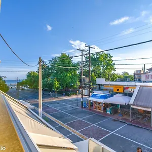 https://menios-apartments-and-studios.hotelschalkidiki.net